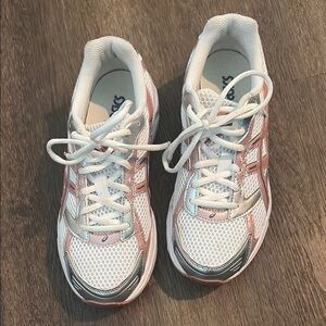 ASICS Women's White and Pink Running Shoes